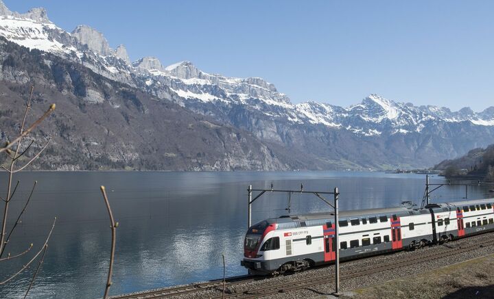 Environnement, transports, énergie et communication